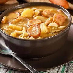 Zupa grochowa jak zrobić - prosty przepis na pyszną zupę grochową