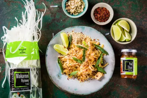 Pasta Pad Thai jak zrobić – łatwy przepis, który zaskoczy Twoich gości