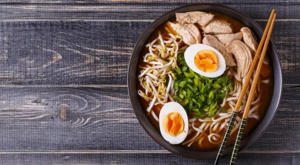 Co to jest ramen zupa? Odkryj tajemnice tego pysznego dania